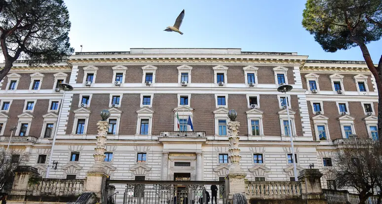 L’appello dell’assessora Mair agli Interni: “Più incentivi per poliziotti bilingui”