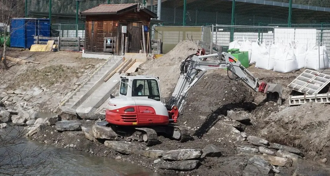 Monitoraggio dei fiumi in tutto l’Alto Adige: lavori in corso alle stazioni idrometriche