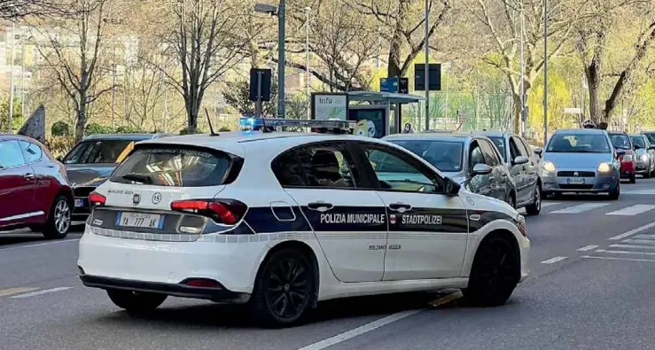 Investe una donna e poi fugge. Pirata rintracciato e denunciato