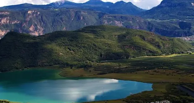 Turismo, è l’anno dei laghi: Caldaro nella top five