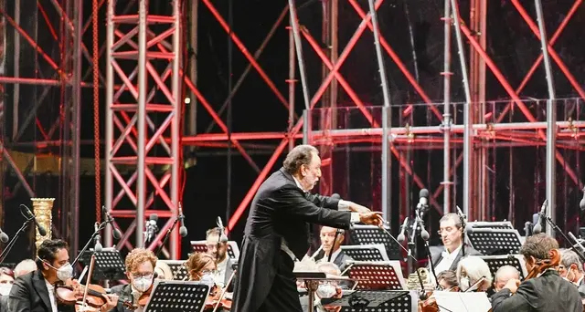 Scala: annullata la tournée di gennaio della Filarmonica