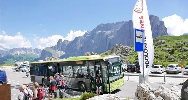 Mondiali di sci alpino 2029, i riflessi sul trasporto pubblico: «Bus a emissioni zero in Val Gardena»