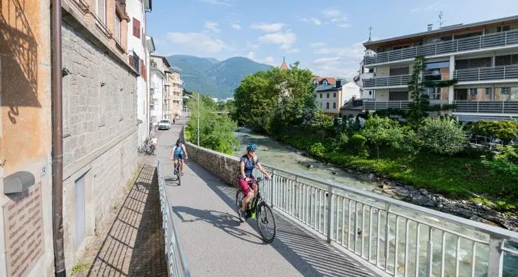 L’Alto Adige investe sulle ciclabili: 1,5 milioni per la manutenzione di quelle sovracomunali