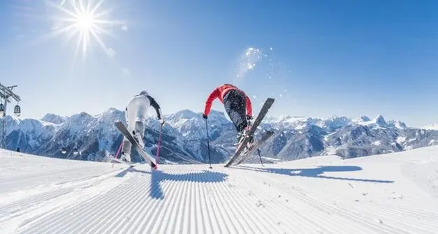 Si scia ancora sulle Dolomiti: impianti aperti fino a Pasquetta
