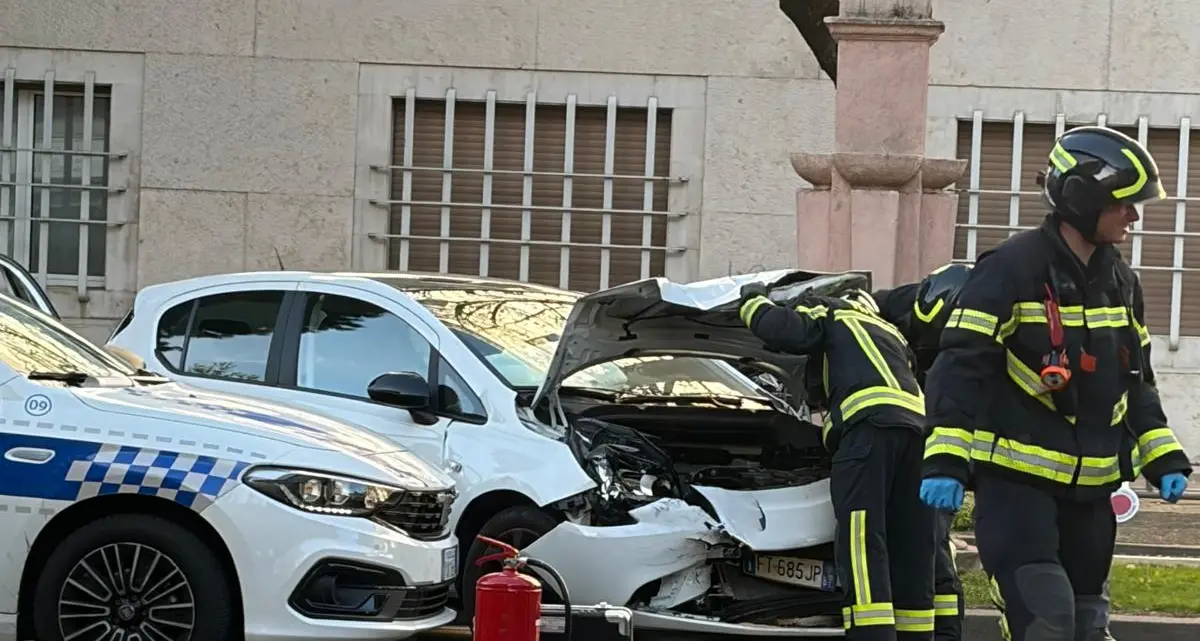 Scontro a Bolzano in Corso Italia, ipotesi malore del conducente