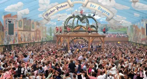 Oktoberfest, risse domate dagli agenti altoatesini