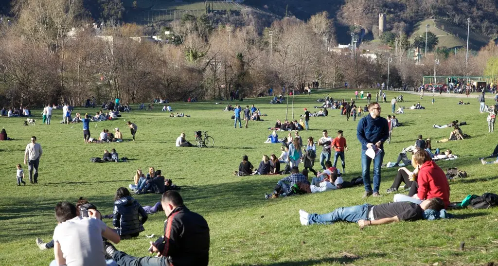 Bolzano, il giro del Lungotalvera in bici o a piedi: la nostra fotomappa