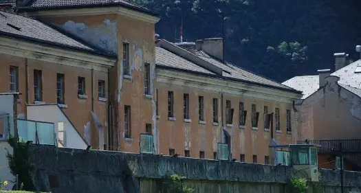 Spaccio gestito dal carcere Sequestrato un telefonino
