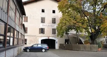Laives: un palazzo al posto di Ca' Rossa