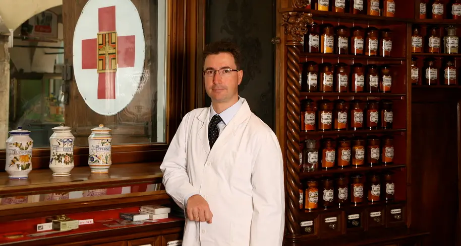 Farmacie, l’orario no-stop fa discutere