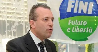 Alto Adige, Urzì (Fli) accusa il Pd: \"Hanno votato contro il marchio bilingue\"