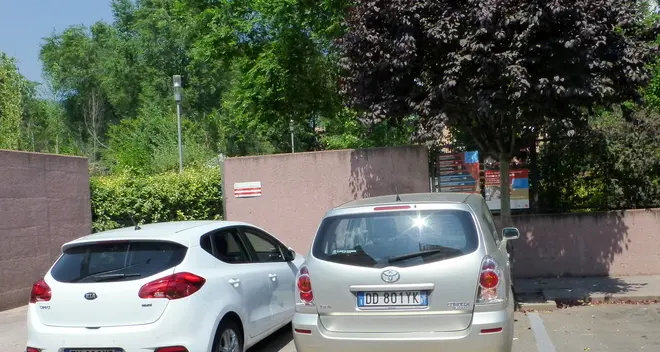 Piazzole Seab, parcheggio vietato