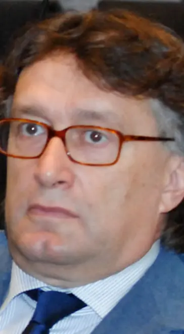 I Verdi: «Danno patrimoniale per l’affitto a vuoto in via Renon»