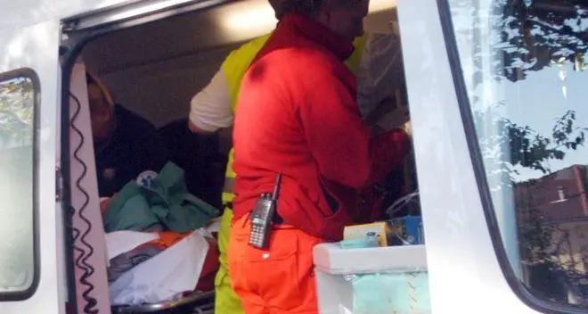Ortisei, turista ceco trovato ferito in albergo: colpito con un coltello, è grave all’ospedale