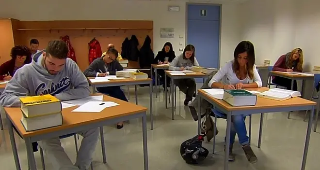 Bilinguismo, aumentano le bocciature