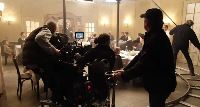 Nel capannone della Miele il set di «Frei»
