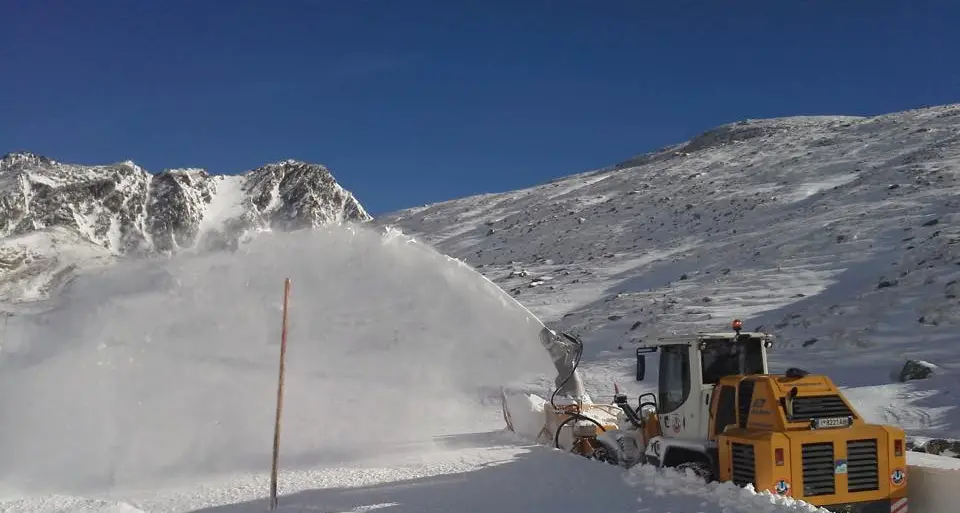 Alpi: il passo Rombo riapre in uno scenario mozzafiato