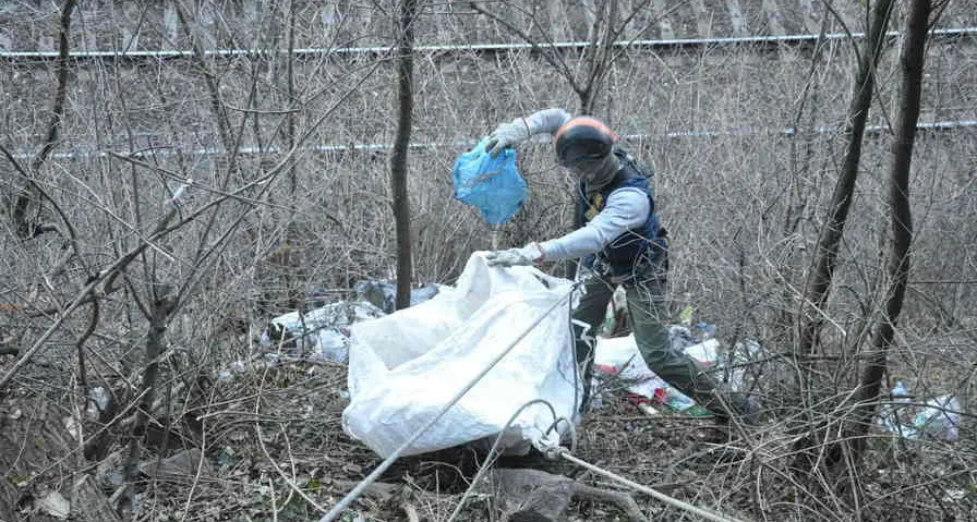 Ripulita la discarica al Virgolo