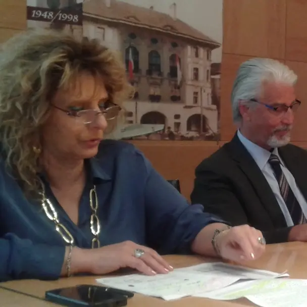 Nuova raffica di no a Urzì. Ma La Russa lo appoggia