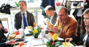Mc Donald's: ecco il \"280 gr\" con lo speck altoatesino / Foto