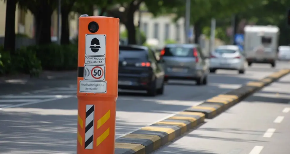 Con gli speed check crollano le infrazioni ai limiti di velocità