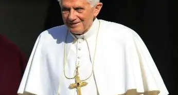 Alto Adige: Benedetto XVI cittadino onorario di Naz Sciaves, paese d'origine della nonna