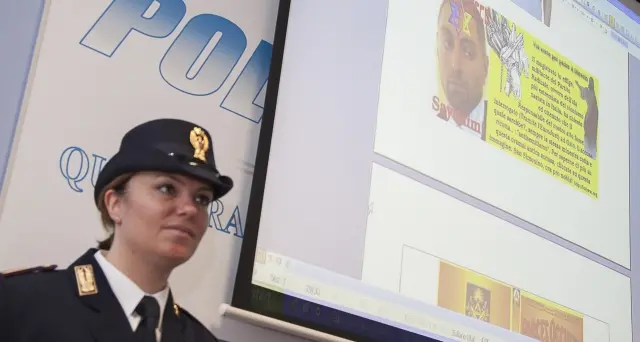 La Digos di Bolzano oscura sito antisemita, denunciate 8 persone