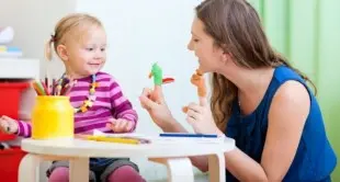 Bolzano, voucher per baby sitter: finita la discriminazione tra donne
