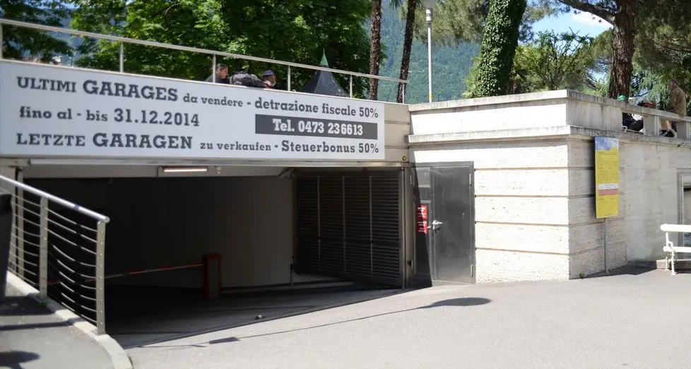 Garage, venduti tutti i posti auto
