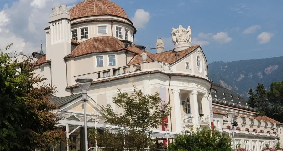 Kurhaus, dalla Provincia un taglio ai finanziamenti