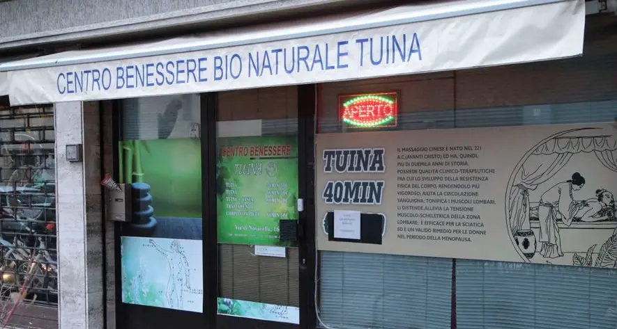 Massaggi cinesi, il rione insorge
