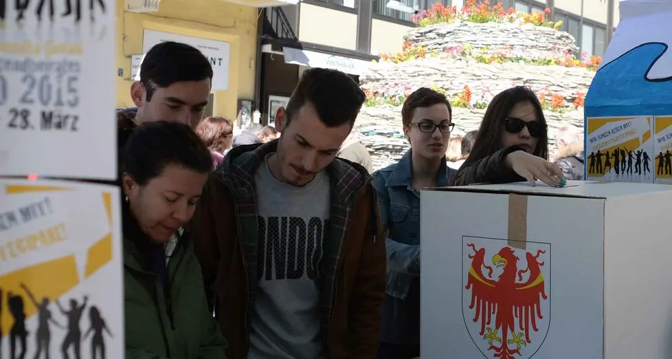 Consulta giovani, eletti sette candidati Bassa l’affluenza