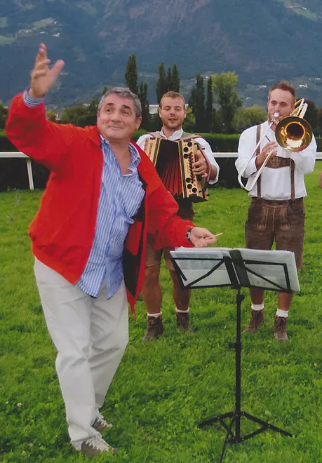 Pasquetta a Merano: torna la sfilata degli avelignesi