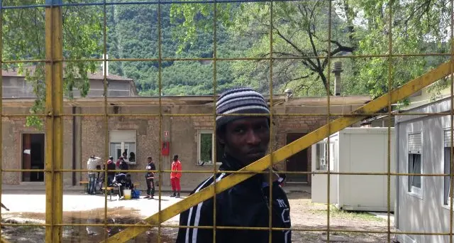 Rissa all’ex Gorio, espulsi cinque profughi
