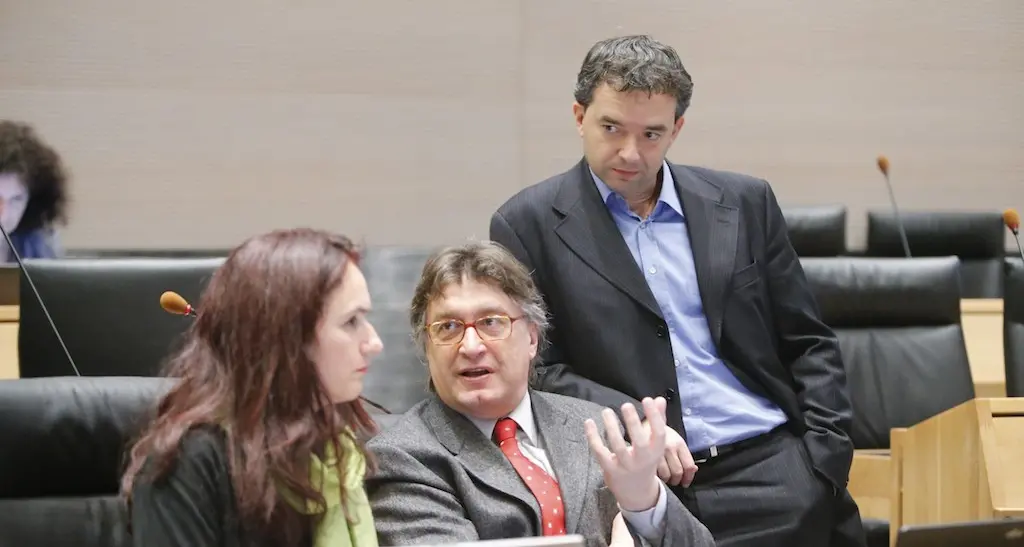 Consiglio regionale: bagarre sulle quote rosa, respinto l'emendamento dei Verdi