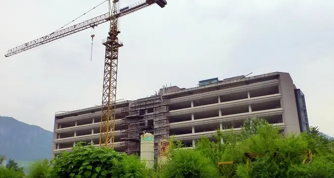 Scuola in Zona: c’è solo lo scheletro