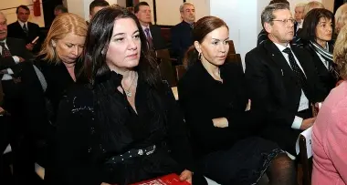 Bolzano: Marina Ripa di Meana porta un po' di jet-set al «Circolo Cittadino»