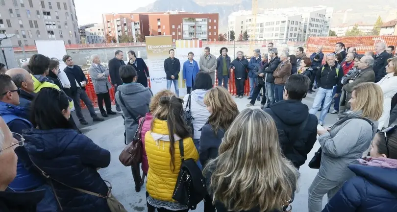 Casanova, prima pietra per sei «coop»