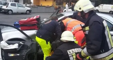 Naturno, grave un anziano nello scontro tra due auto