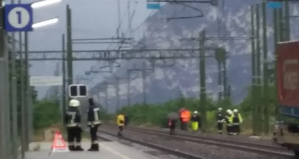 Uccisa dal treno a Salorno, il pm apre l’inchiesta