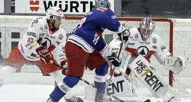 Hockey: il Bolzano vince all'ultimo respiro