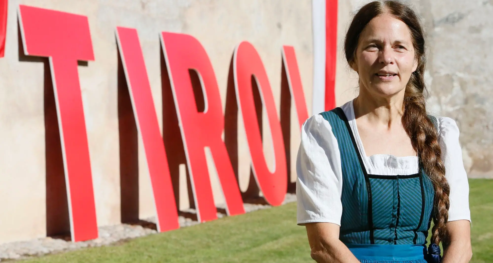 Bolzano, Eva Klotz difende la pensione d'oro da 945 mila euro