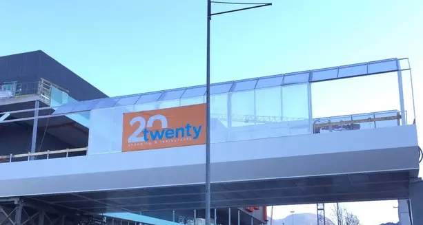 Twenty, corsa contro il tempo