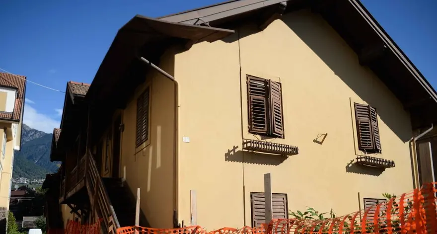 Edificio in degrado, in via Bersaglio esplode la protesta