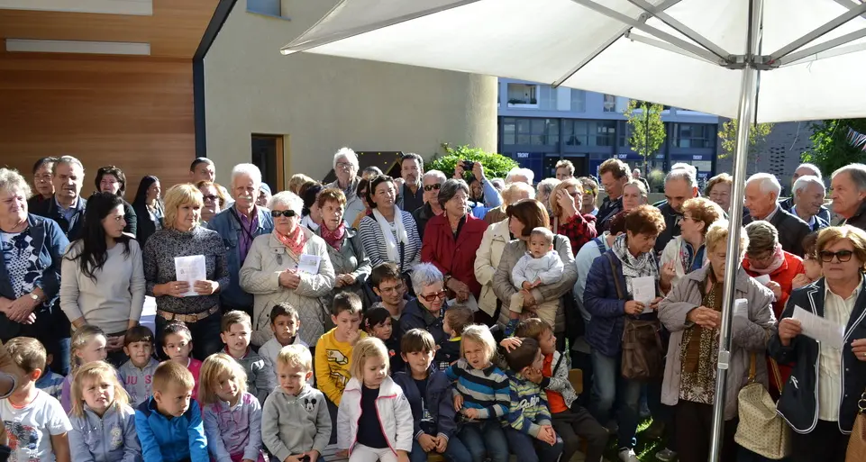 Firmian, festa bilingue per celebrare 200 nonni