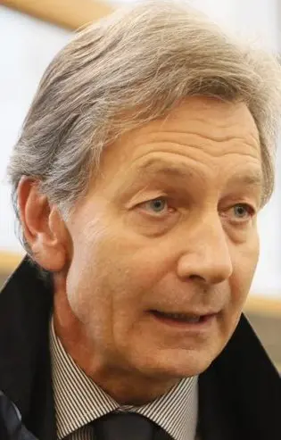 «Ci difenderemo con la dignità degli onesti»