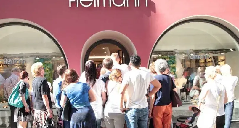 Fielmann, in 4 mila per l’occhiale low cost