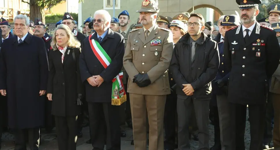 Schützen e alpini: «Basta guerre»