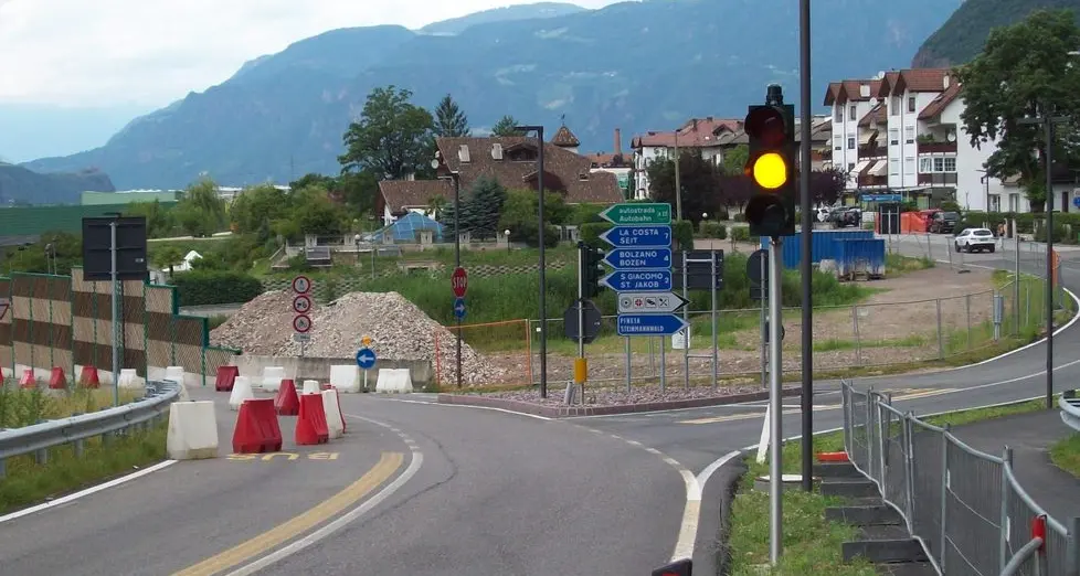 Protesta a Pineta: «Subito il ponte sulla variante»