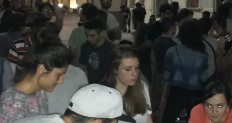 In Piazza Erbe il biliardino multietnico